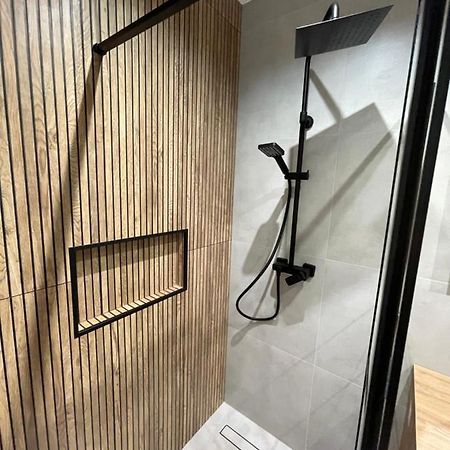 Przytulny Apartament Apartment Trzebownisko Bagian luar foto